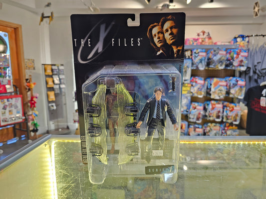 1998 Series One, X-Files Agents Dana Scully and Fox Mulder McFarland Toys